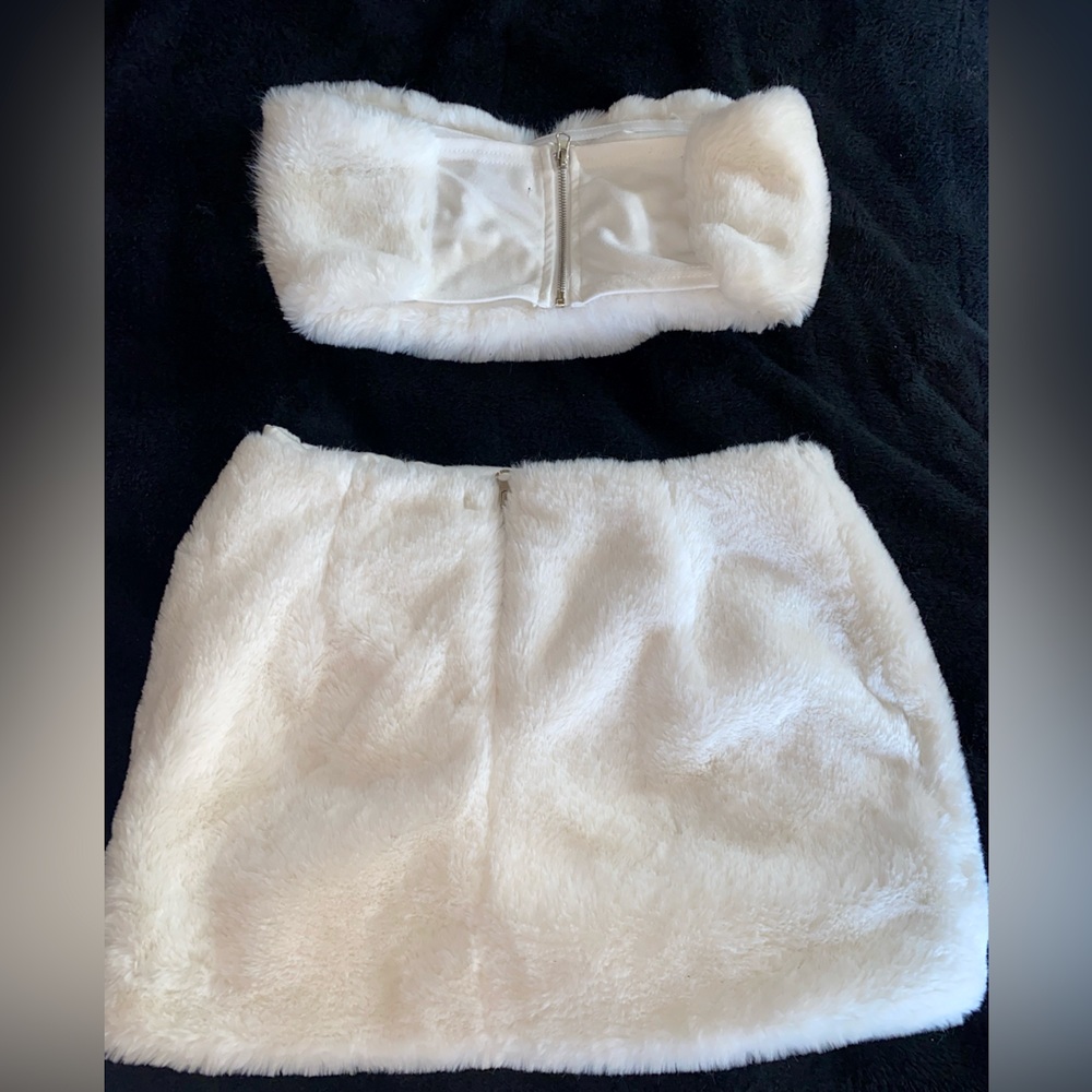 Fashion Nova/posh. posh. posh. white fuzzy 'Are You Fur Real' skirt set. Size S. - Picture 2 of 2